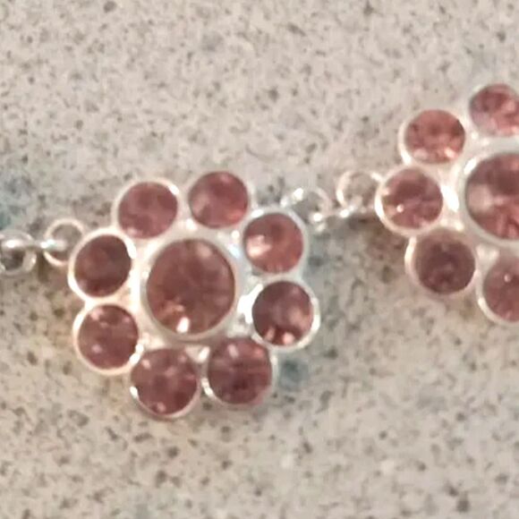 Vintage Avon Silver tone Pink Crystal Flower Disc Choker Necklace 17" W/3... - Picture 2 of 3